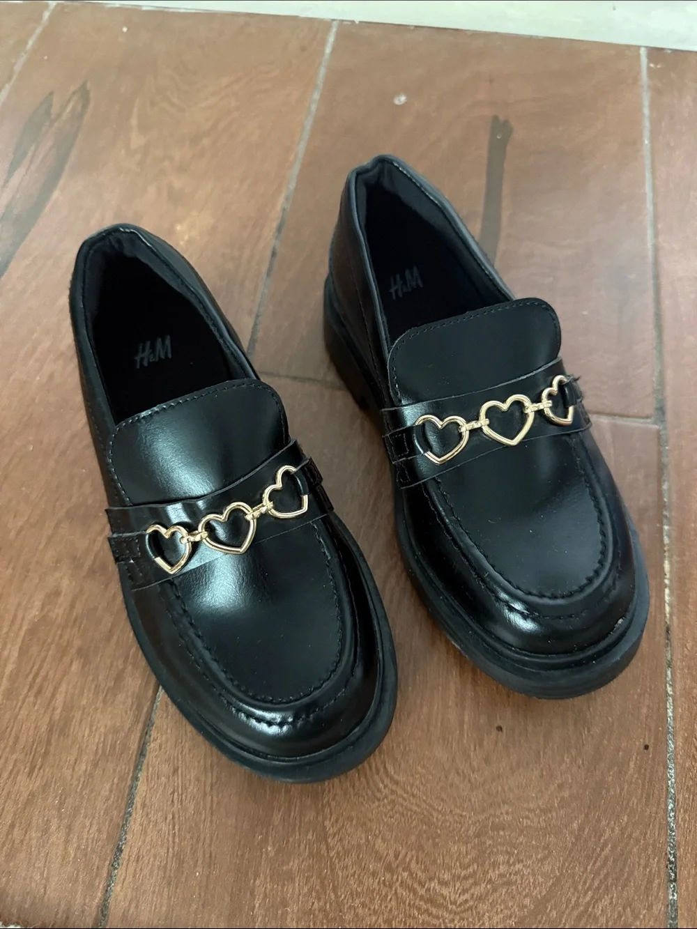 H&M Girls Black Loafers with Gold Heart Chain